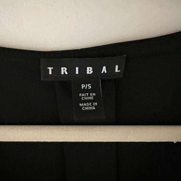 Tribal black blouse - Picture 2 of 4